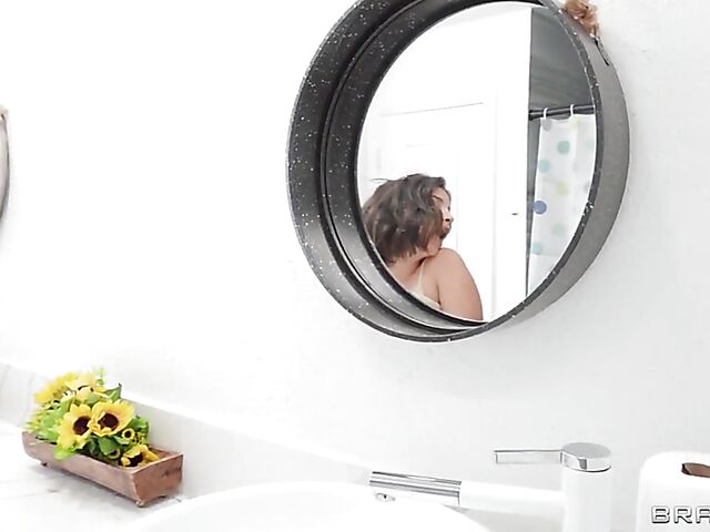 Brazzers threesome in the bathroom with busty Kayla Kayden and LaSirena69