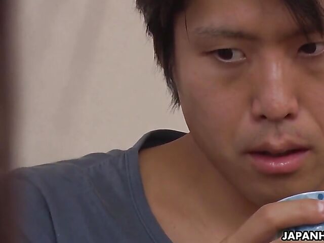 Big tits Japanese MILF beauty Reiko Kobayakawa gives head to her neighbor