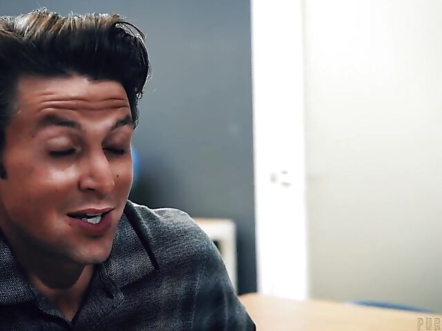 Naive Kylie Rocket and aunt Katie Morgan team up for a truly hot threesome