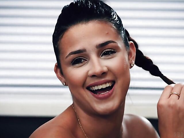 Naive Kylie Rocket and aunt Katie Morgan team up for a truly hot threesome