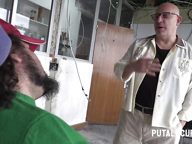 MILF Estrella Del Sur is a Spanish blowjob addict