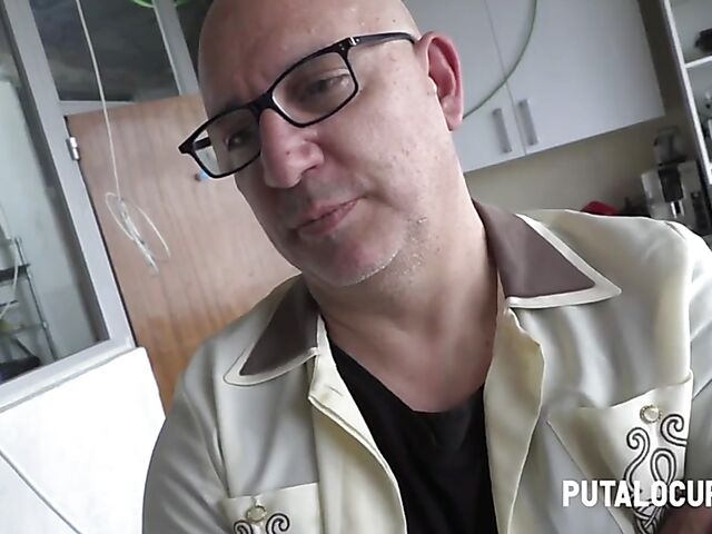 MILF Estrella Del Sur is a Spanish blowjob addict