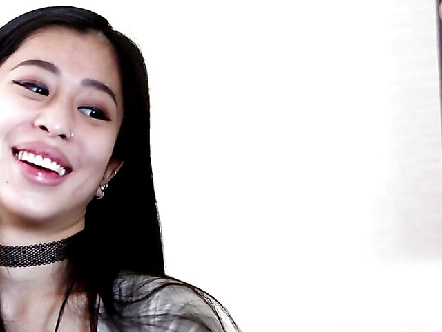 Asian lesbian with nice tits Jade Kush gets eaten out by Charlotte Star