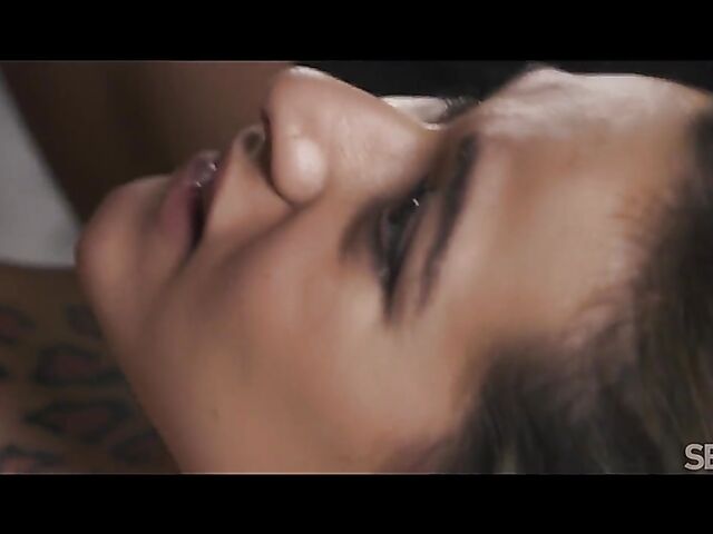 Master the art of sex with Rubi Rico and Maxmilian Dior