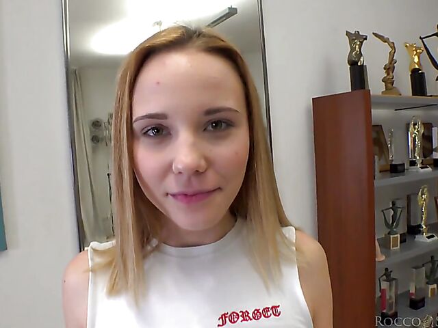 Hungarian teen Anna sucks Rocco POV