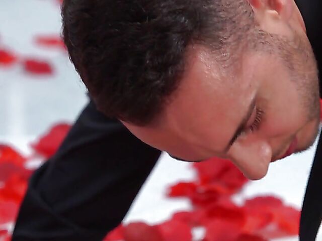 Romantic sex with skinny cute Gina Gerson