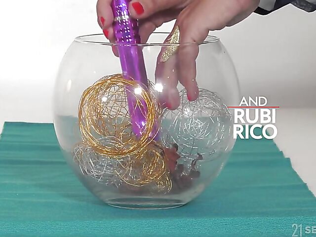 Old and young lesbian porn with Rubi Rico and Arwen