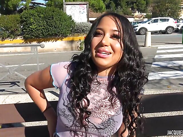 Exotic looking French brunette from Montpellier Zarah gets screwed