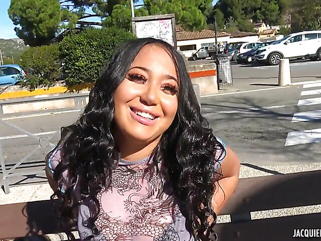 Exotic looking French brunette from Montpellier Zarah gets screwed