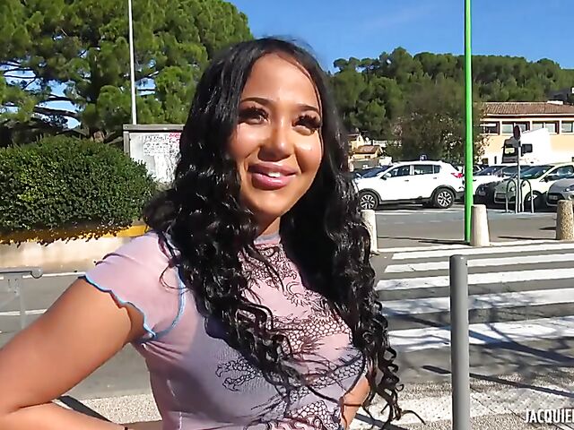 Exotic looking French brunette from Montpellier Zarah gets screwed