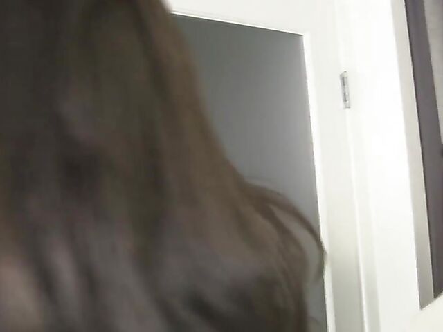 MILF customer Sinn Sage lesbian fun with cute Georgia Jones