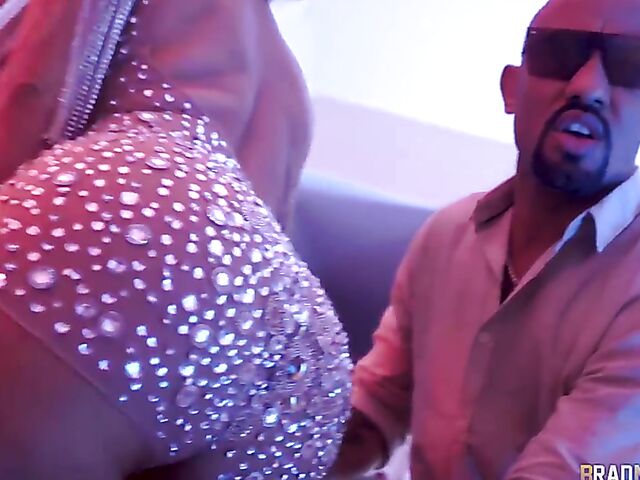 Big Brazilian orgy with Elisa Sanches, Shayenne Samara, Mia Linz, and Giovana Bombom