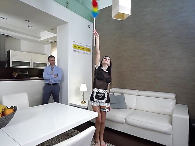 Petite MILF maid Sasha Rose anal service