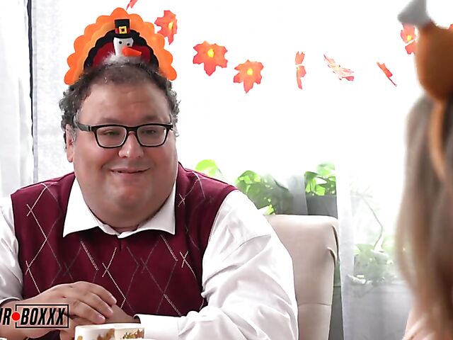 Family Thanksgiving cuckold threesome fantasy with Casca Akashova and Kali Roses