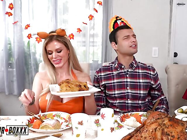 Family Thanksgiving cuckold threesome fantasy with Casca Akashova and Kali Roses