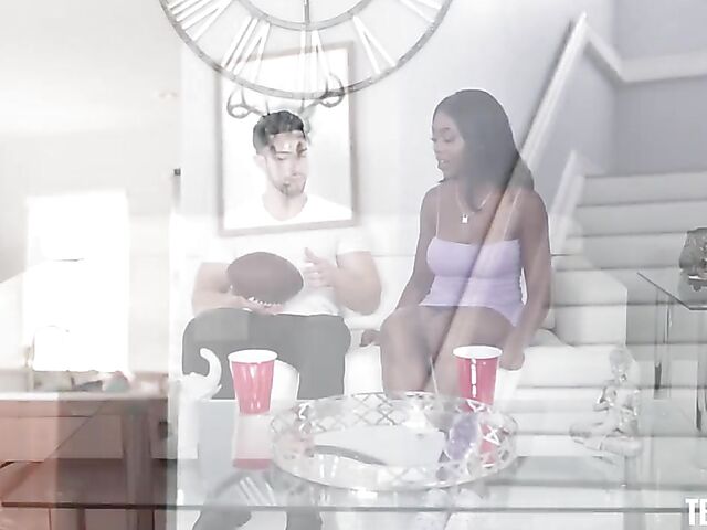 Black girl white guy sex on the couch with Tori Montana