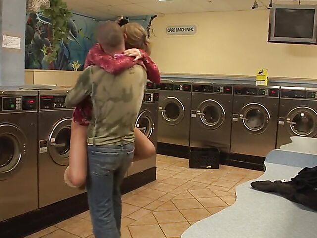 Classic anal and DP with Savanna Samson , Amber Rayne and Kissy Kapri in Gotcha (2008)