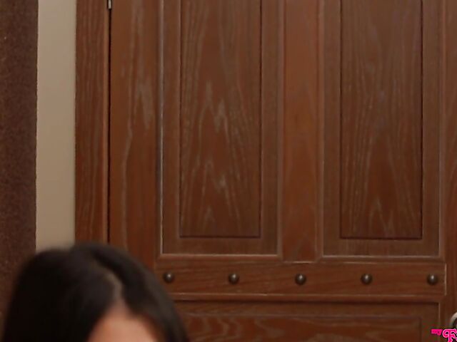 Lady Dee & Zazie Skymm - Hot threesome with stepbrother's girlfriend