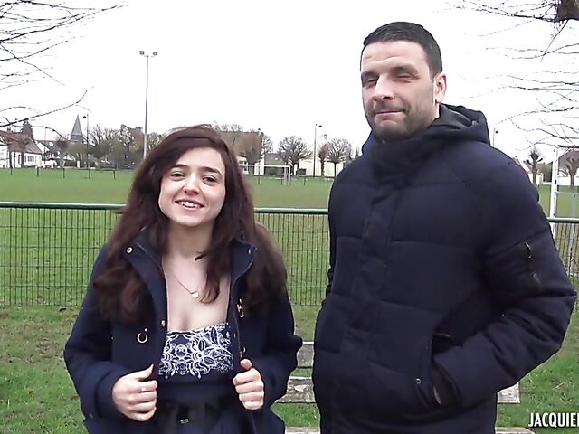 French anal with easy-going flasher Elena