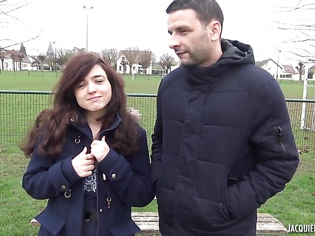 French anal with easy-going flasher Elena