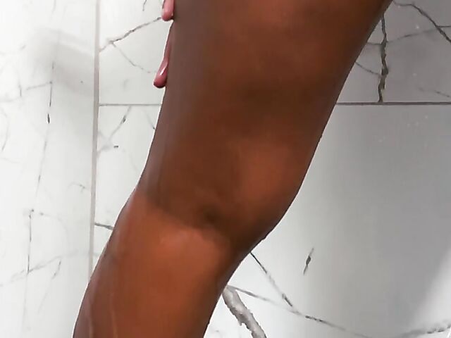 Mocha Menage - Ebony shower and water masturbation