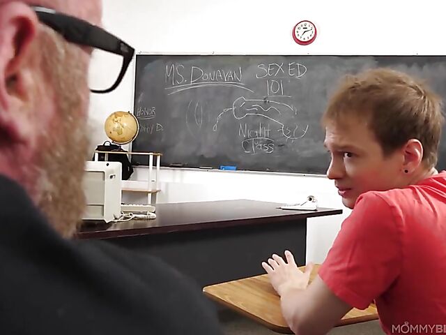 Aila Donovan & Alex Jett - MILF teacher blowjob in the classroom