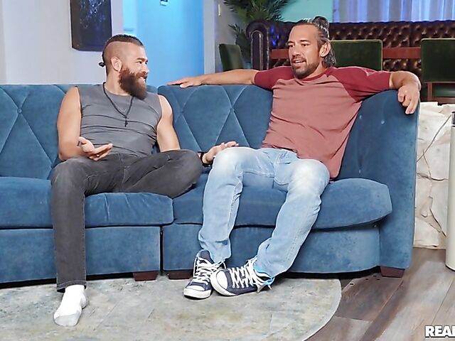 Blindfolded surprise for all-natural redhead Aria Kai