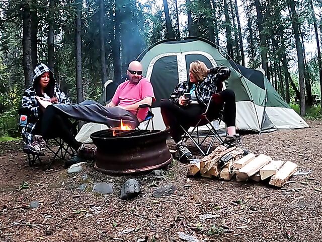 Outdoor sex in Alaska with horny travelers Lana Mars and AKGingersnaps