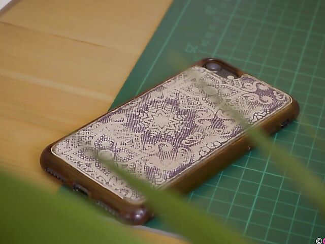 Willow - Big tits masturbation by her computer