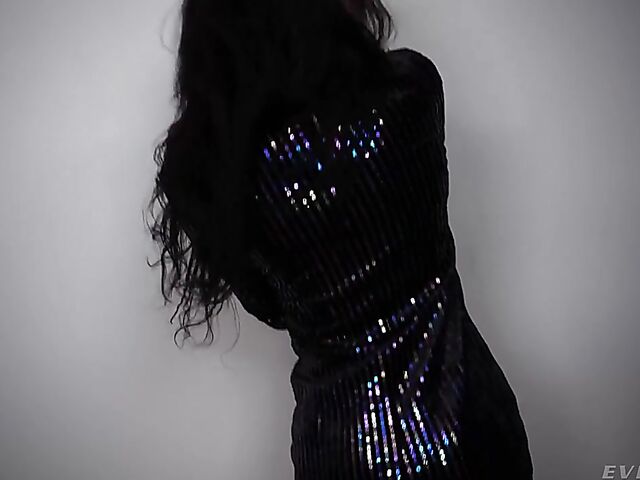 Goth lesbian brunettes Anna De Ville and Lydia Black love anal toys