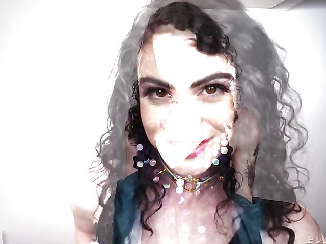 Goth lesbian brunettes Anna De Ville and Lydia Black love anal toys