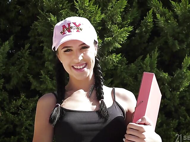 Sissy & Alyssa Bounty - Mature and young lesbian sex