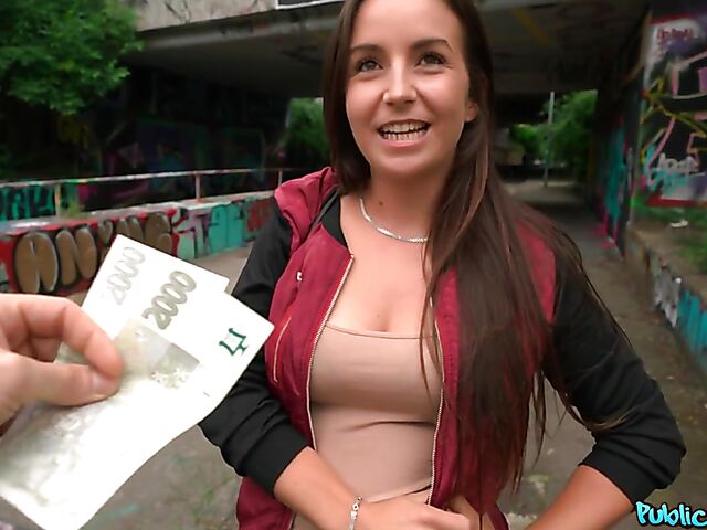 Sex for money under the bridge with Czech hottie Lenna Ross