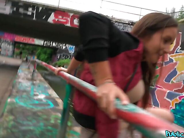 Sex for money under the bridge with Czech hottie Lenna Ross