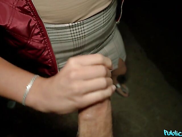 Sex for money under the bridge with Czech hottie Lenna Ross