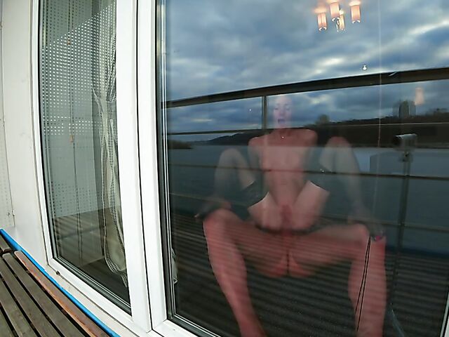 Mia Bandini - Hot couple anal with a view