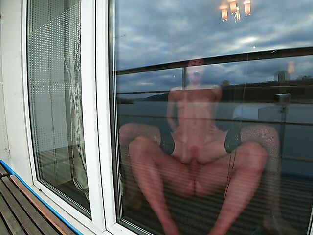 Mia Bandini - Hot couple anal with a view