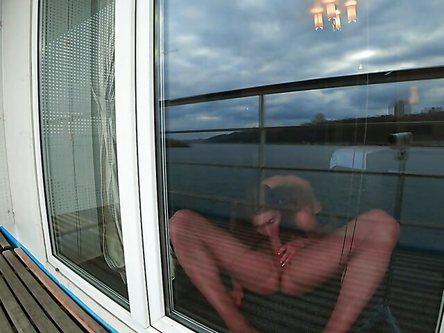 Mia Bandini - Hot couple anal with a view