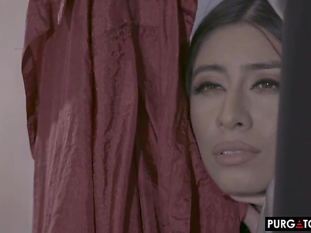 Big tits threesome with shaved redhead Annabel Redd and trimmed brunette Violet Myers