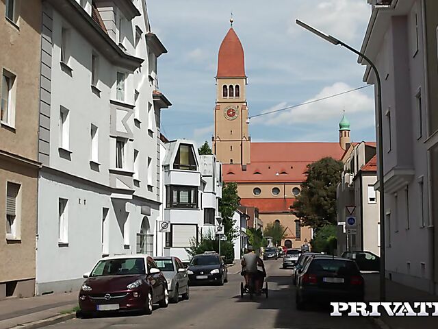 Daphne Klyde - Euro brunette anal and pussy squirt