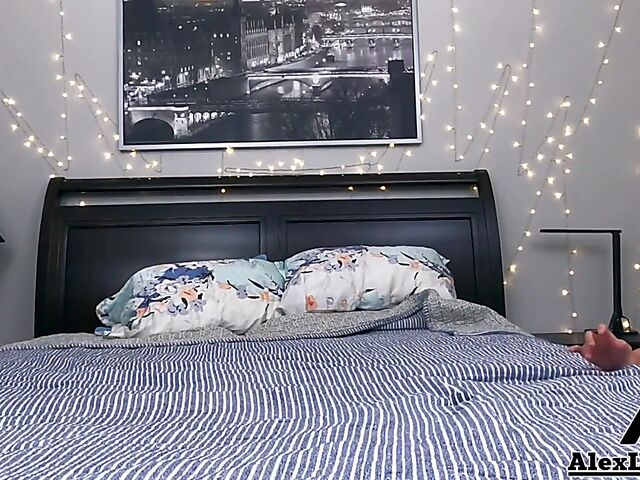 Oral sex in the bedroom with Alex Legend and blue-eyed cock sucker Spencer Bradley