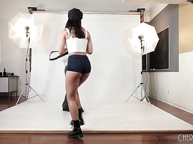 Aidra Fox - Female photographer fucks her male model