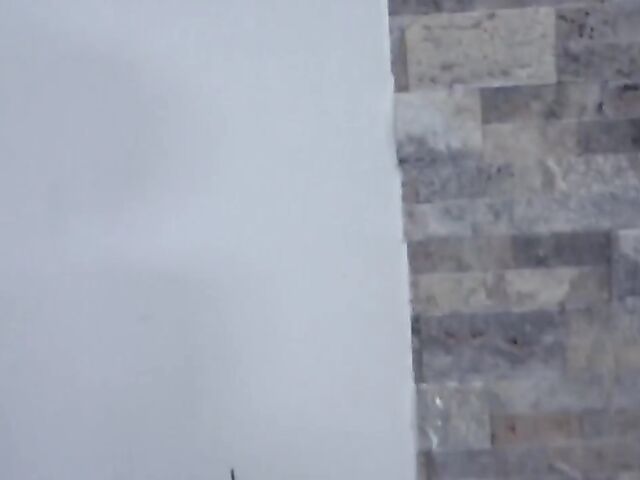 Tia Cyrus - Sporty Latina MILF POV in ripped leggings