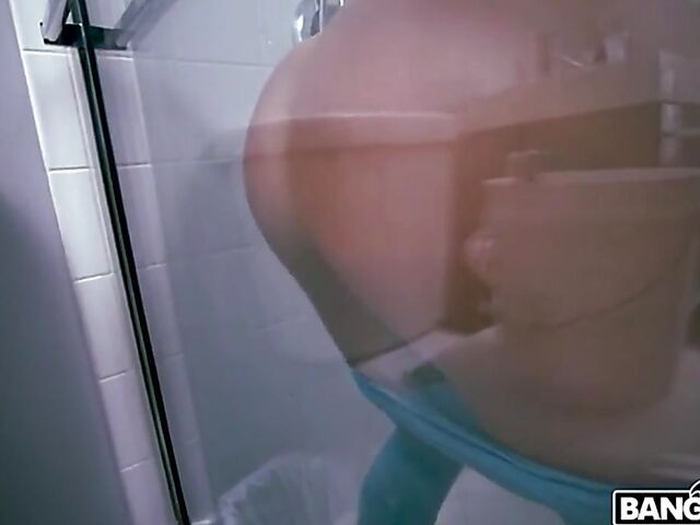 Mona Azar - Maid POV with a pervy black guy who loves watching her cleaning naked