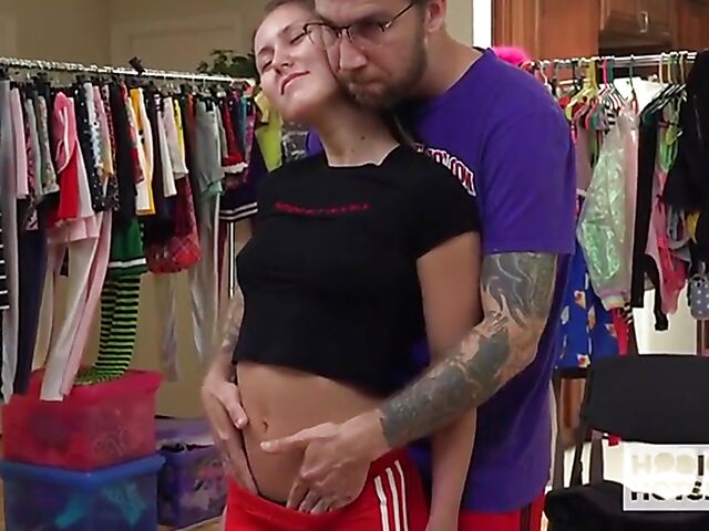 Paige Owens porn shoot with Bryan Gozzling behind the scenes