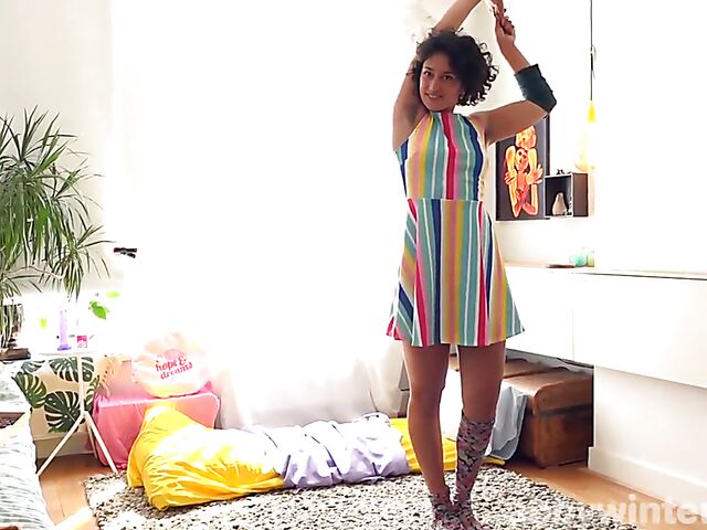 Hairy pussy masturbation with flexible Helena T