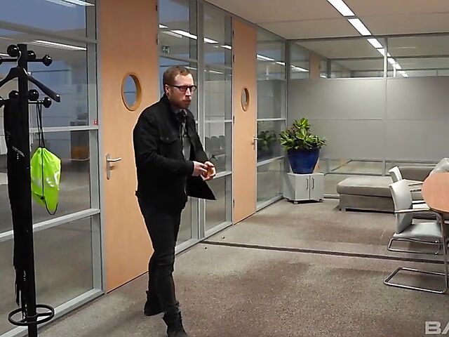 Sex at work in 2 hot scenes with Daphne Laat and Shayene Lima