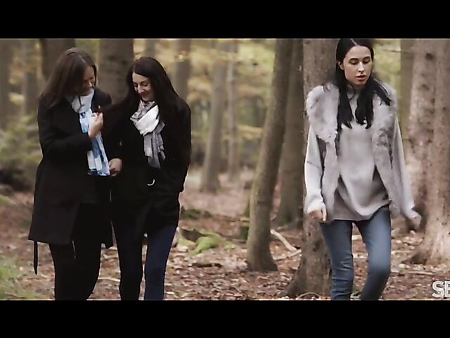 Sensual lesbian lovers Alysia Bounty and Tina Kay go to bed