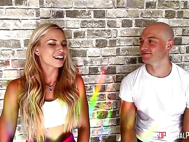 Aidra Fox & Zac Wild - Pornstar couple yoga fuck