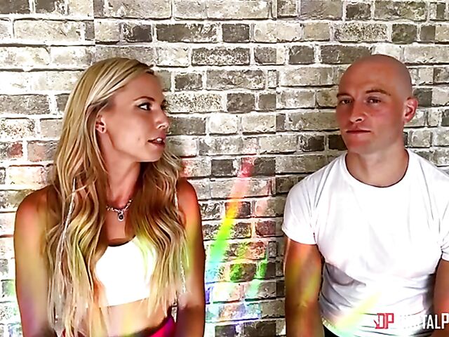 Aidra Fox & Zac Wild - Pornstar couple yoga fuck